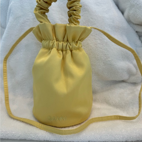 Ganni | Ruched Satin Bucket Bag - Picture 3 of 11